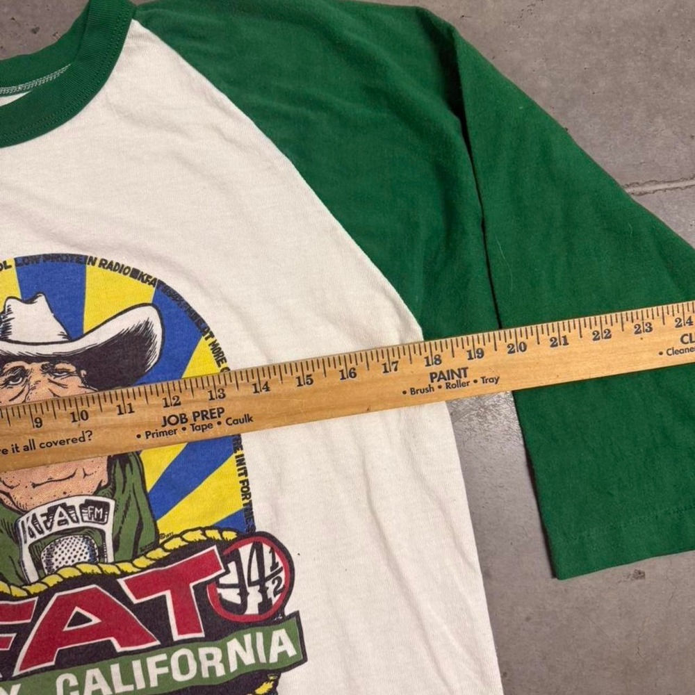 Vintage 70's / 80's KFAT Gilroy Cali "Because we Need The Bucks3/4's Sleeve Tee - Picture 6 of 7